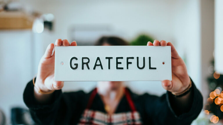 10 Verses to Illuminate Your Thanksgiving